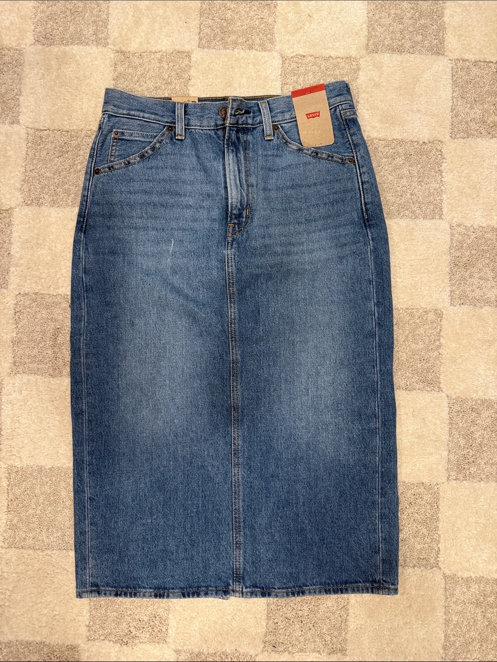 NWT Levi's Women's Denim Skirt, Size 28